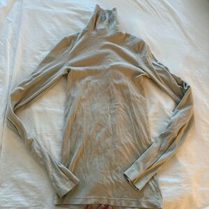 PRAIRIE UNDERGROUND TURTLENECK